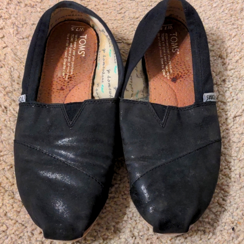 Toms Shoes